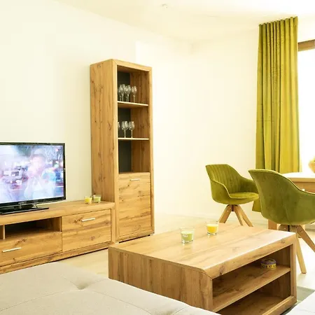 Apartman Tale * Tale